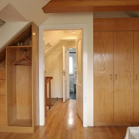 Apartamento Maisonette With Garden Karlovy Vary